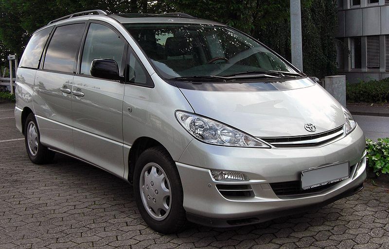 Toyota Tarago: 5 фото