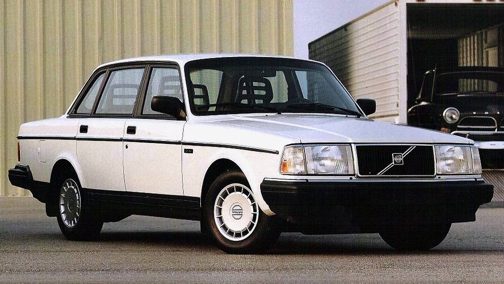 Volvo 240: 12 фото